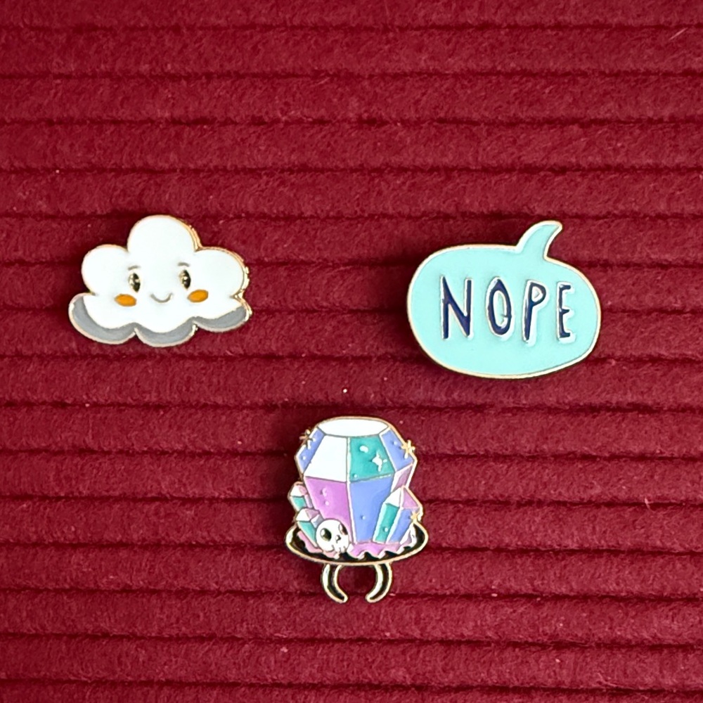 New- thunder cloud, ring pop, skull, nope Colorful Enamel Pin Set
